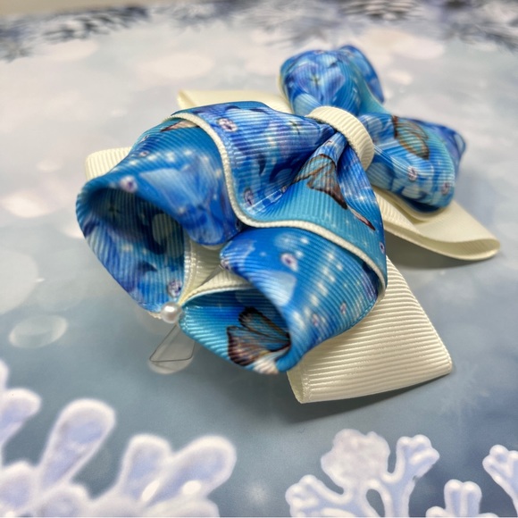 Handmade blue flower and butterflies hair bow clip for girls, 5” x 4” - Picture 3 of 5